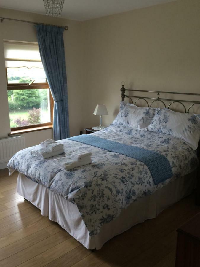 Leitrim Hill Bed And Breakfast Kilkeel Exterior foto
